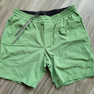 Men's XL Lululemon Athletica Green Shorts